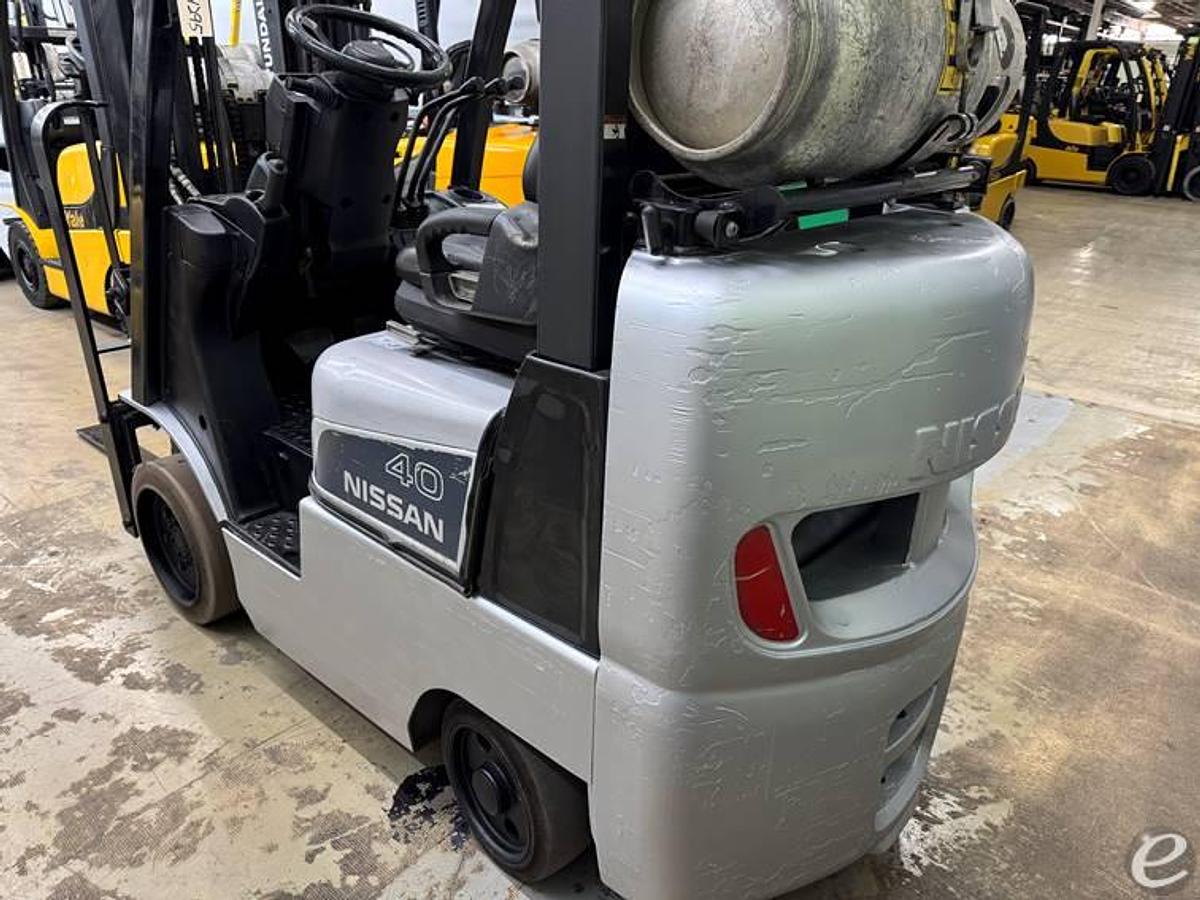 Used 2009 Nissan CFS40