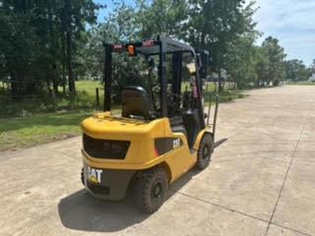 Refurbished 2014 CAT P5000D