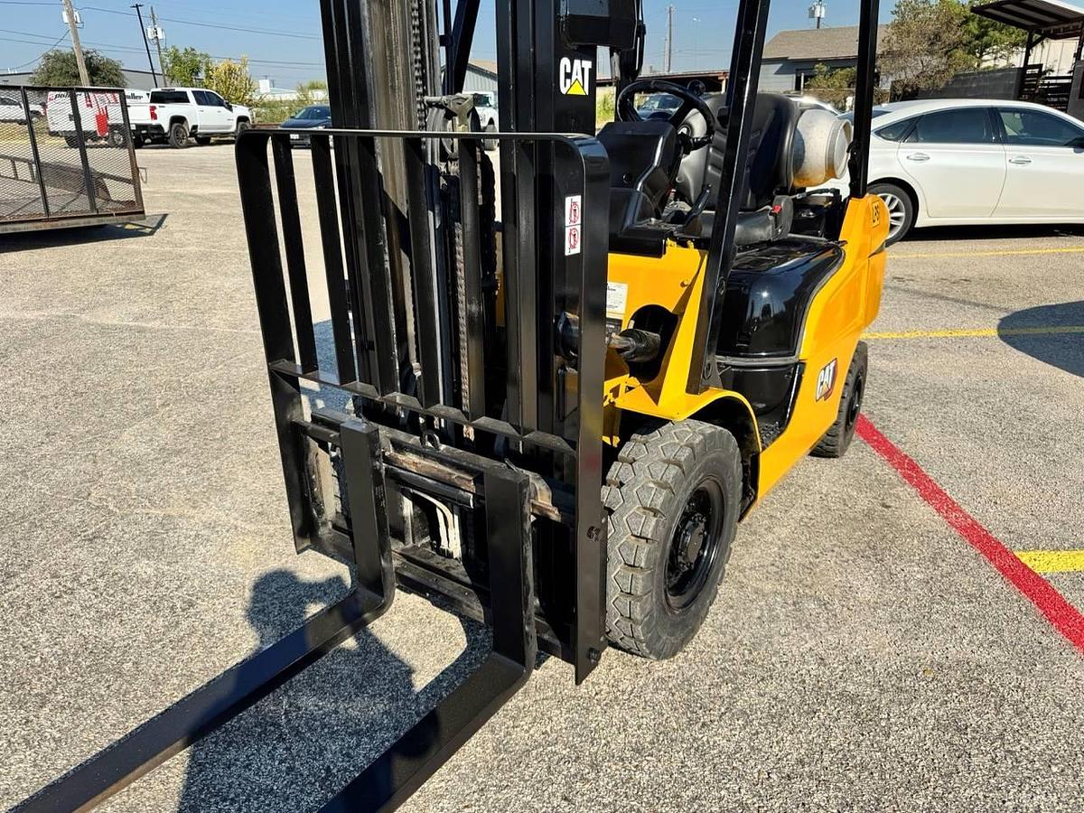 Refurbished 2020 CAT / Mitsubishi FG25N