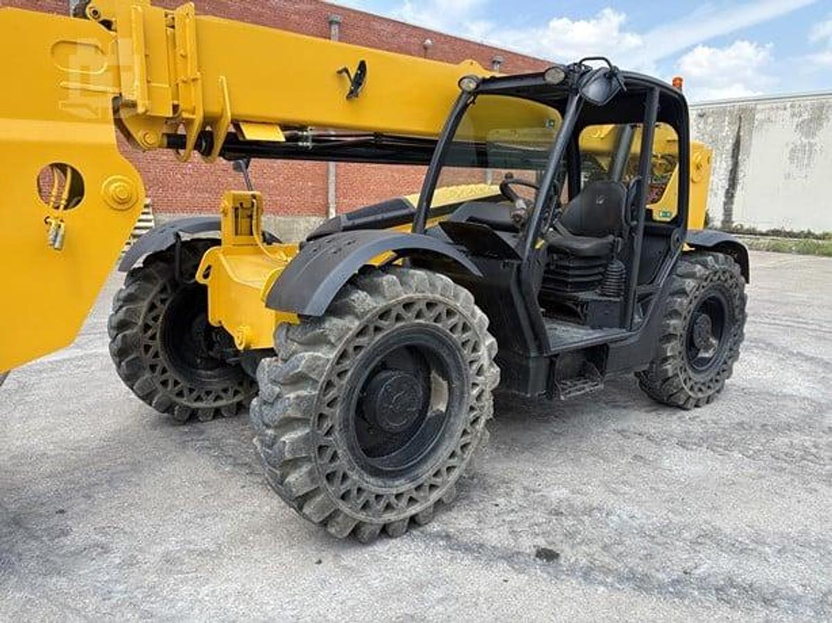Used 2015 JCB 509-42