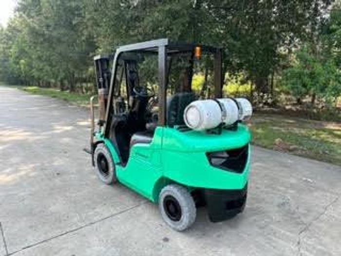 Used 2013 Mitsubishi FG25N