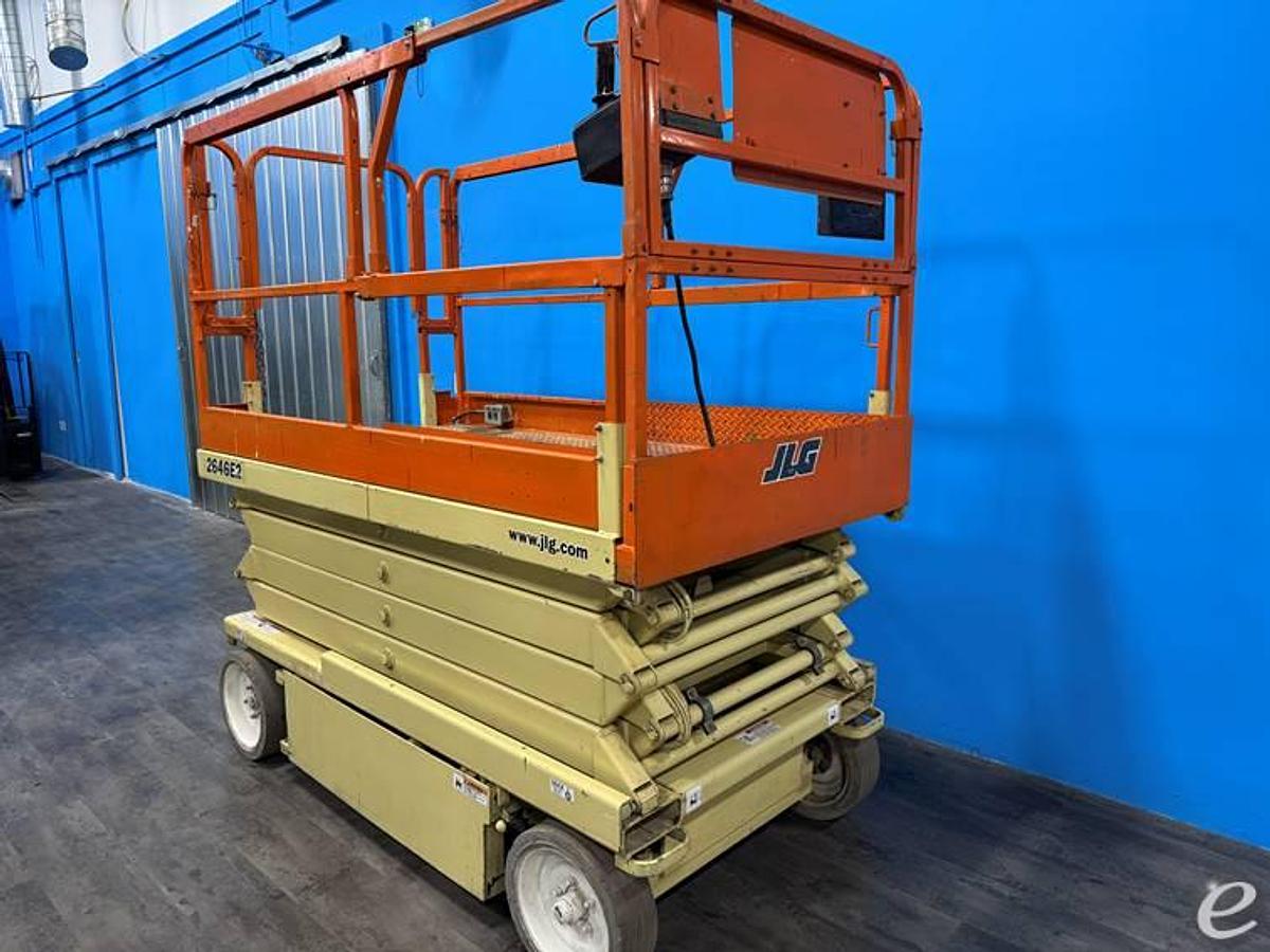 2002 JLG 2646ES