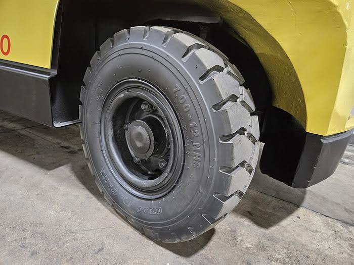 Refurbished 2006 Hyster H110XM