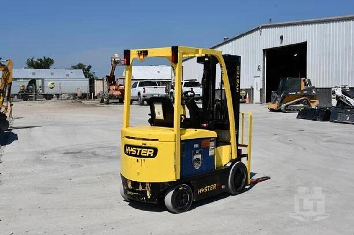 2023 Hyster E60XN