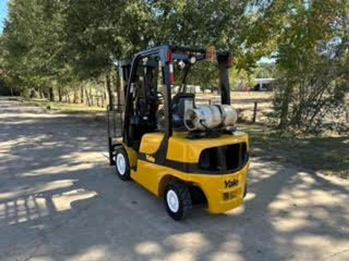 Refurbished 2015 Yale GLP050VX