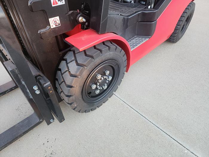 2023 Viper FY25 LPG Fueled Forklift