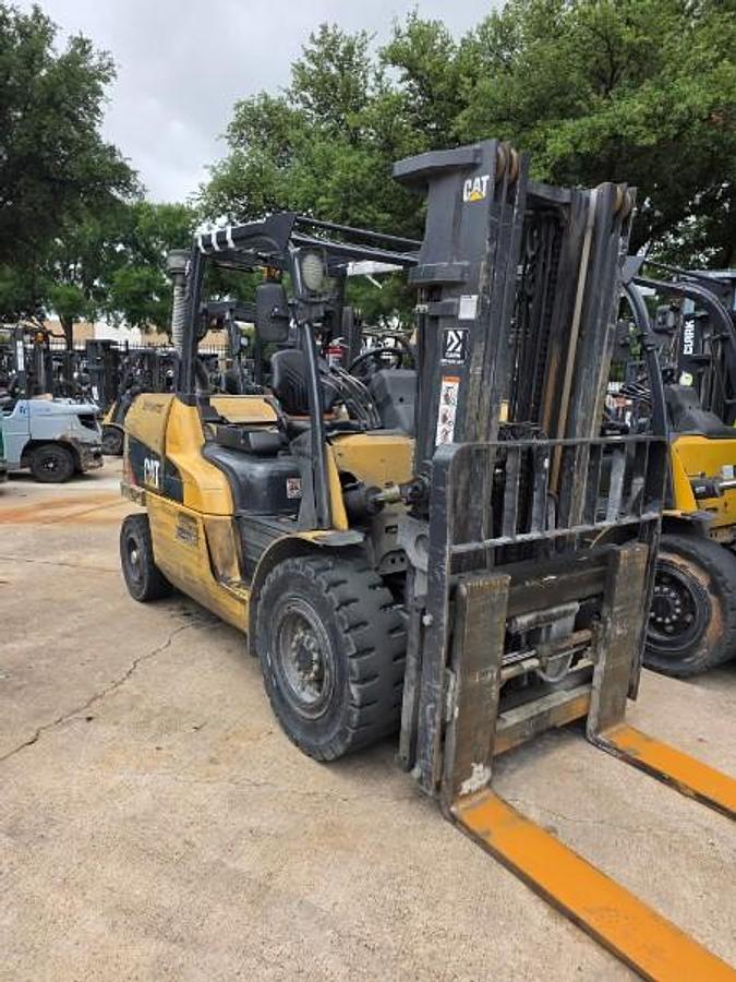 Used 2014 CAT DP50N1 w/ 4WAY Hydraulic Valve!