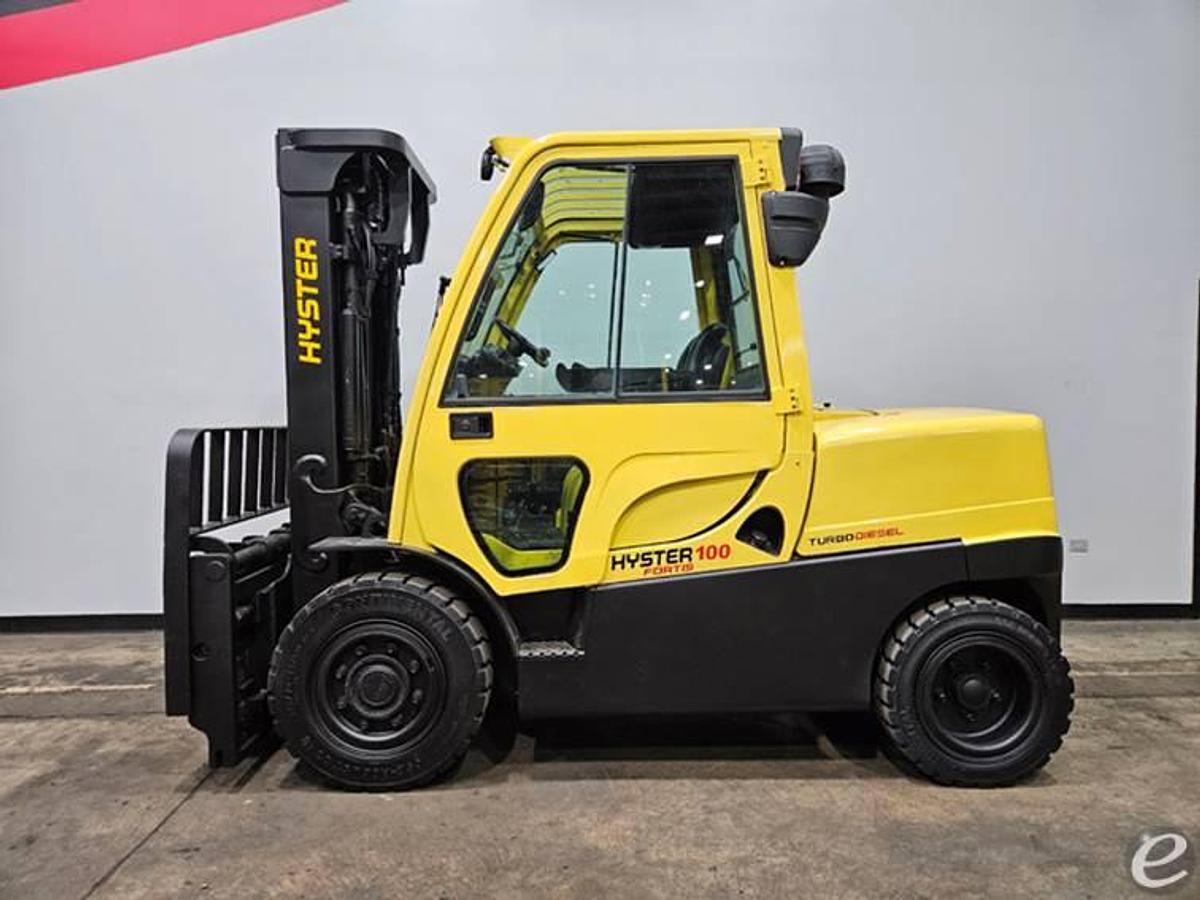 Refurbished 2018 Hyster H100FT - 10,000 LB w/ SSFP