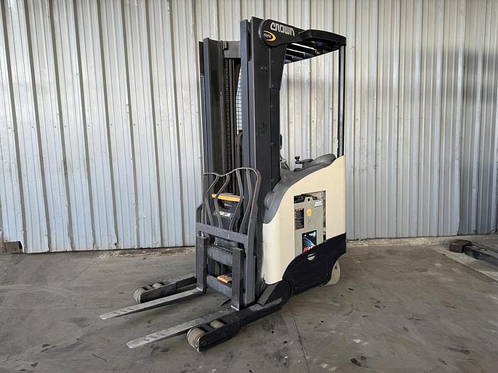 Used 2014 Crown RR5725-45