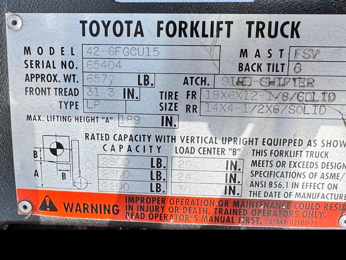 Used 3,000 lb. Toyota 42-6FGCU15 - 1105 HOURS!!!