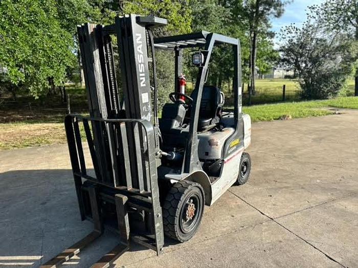 Used 2013 Nissan MP1F2A25LV