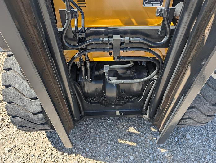 Refurbished 2015 CAT GP50CN1