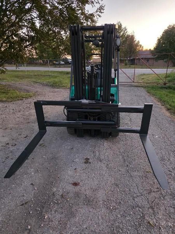 Refurbished 2017 Mitsubishi FG25N