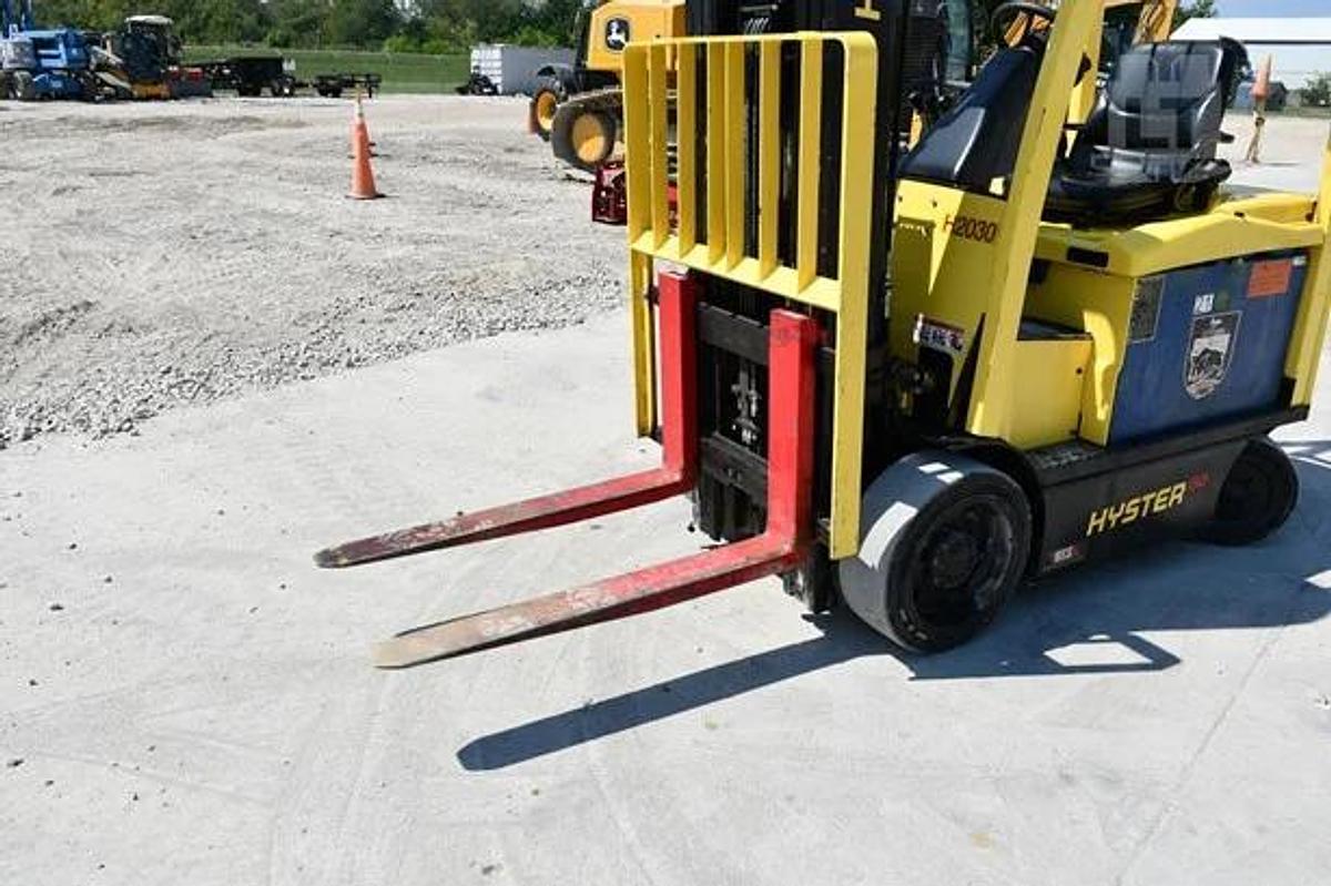 2023 Hyster E60XN