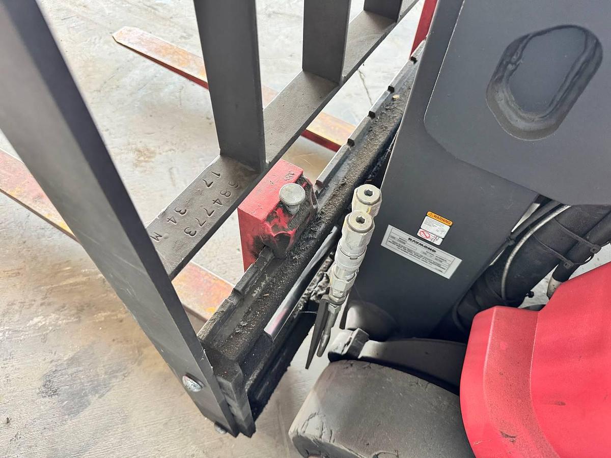 Used 2017 Raymond 425-C35QM
