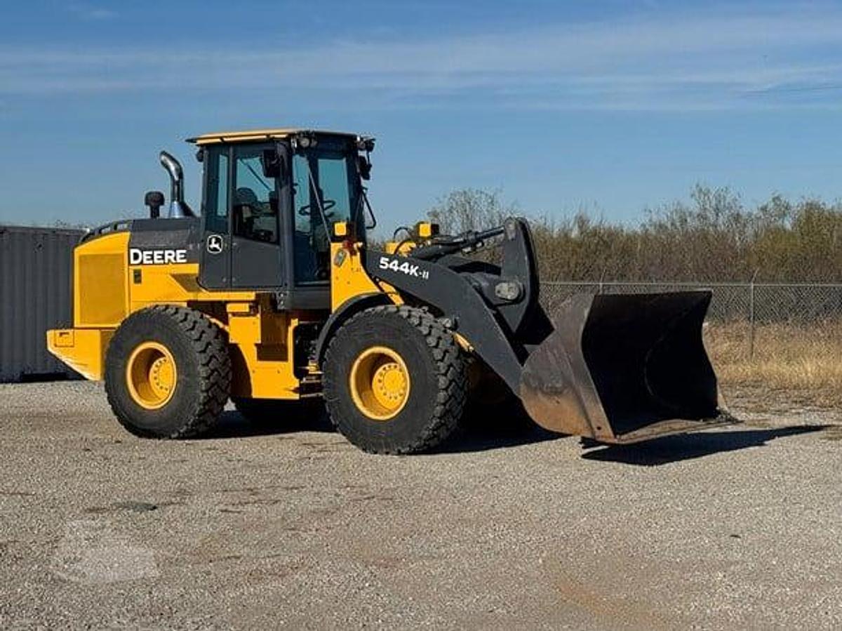 Used 2018 DEERE 544KII