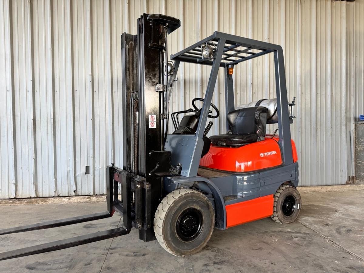 Used 1996 Toyota 68FGU15