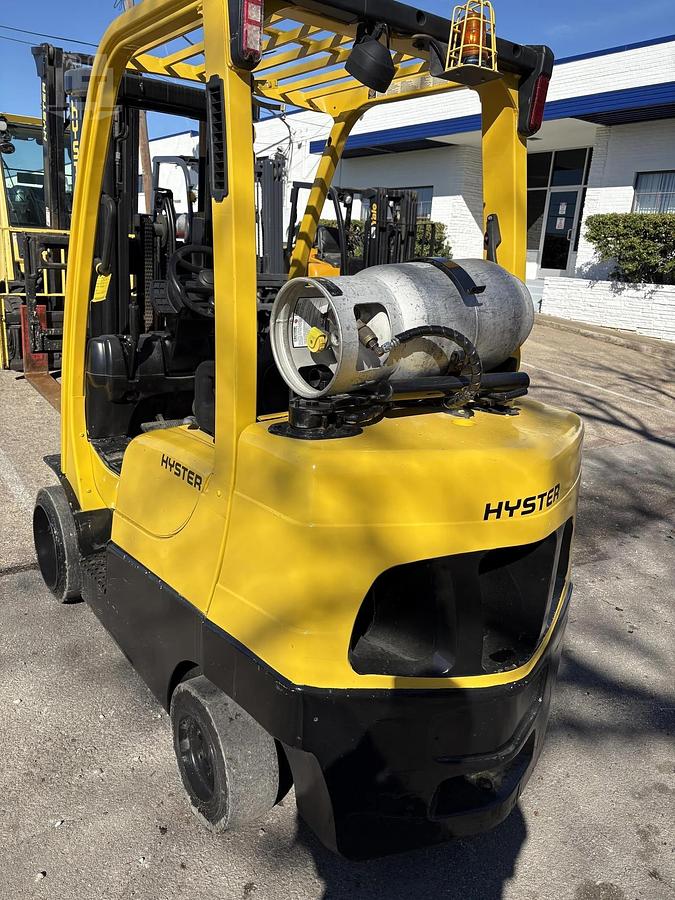Refurbished 2008 Hyster S70FT