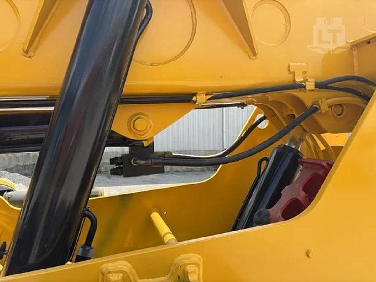 Used 2015 JCB 509-42