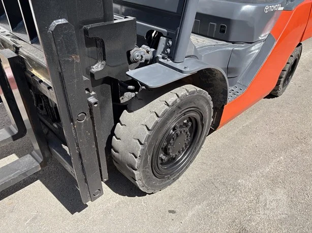 Refurbished 2014 Toyota 8FG35U