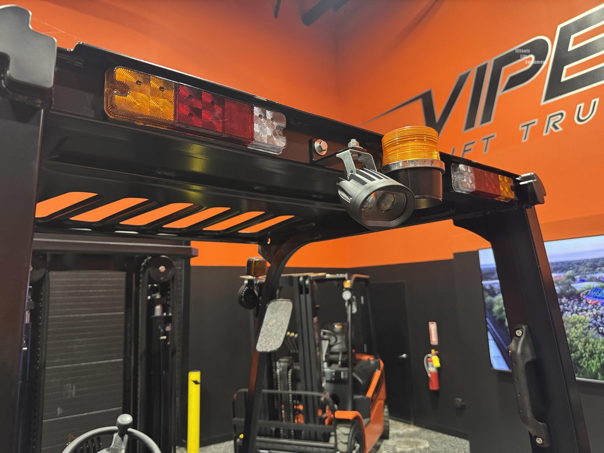 2027 VIPER FB35V
