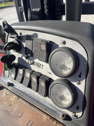 Used 2009 Moffett M4 Piggyback