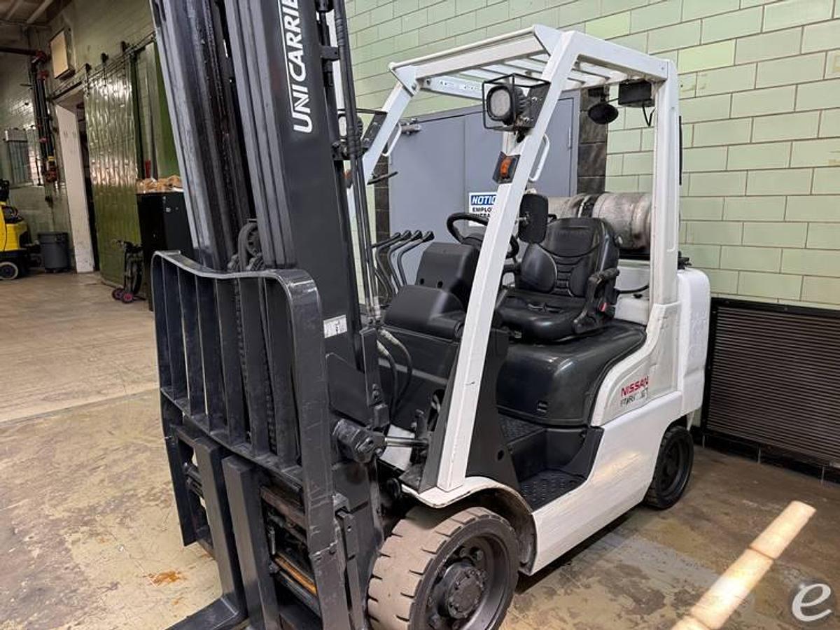 Used 2017 Nissan CF60