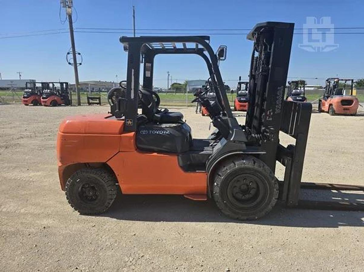 Used 2013 Toyota 7FGAU55