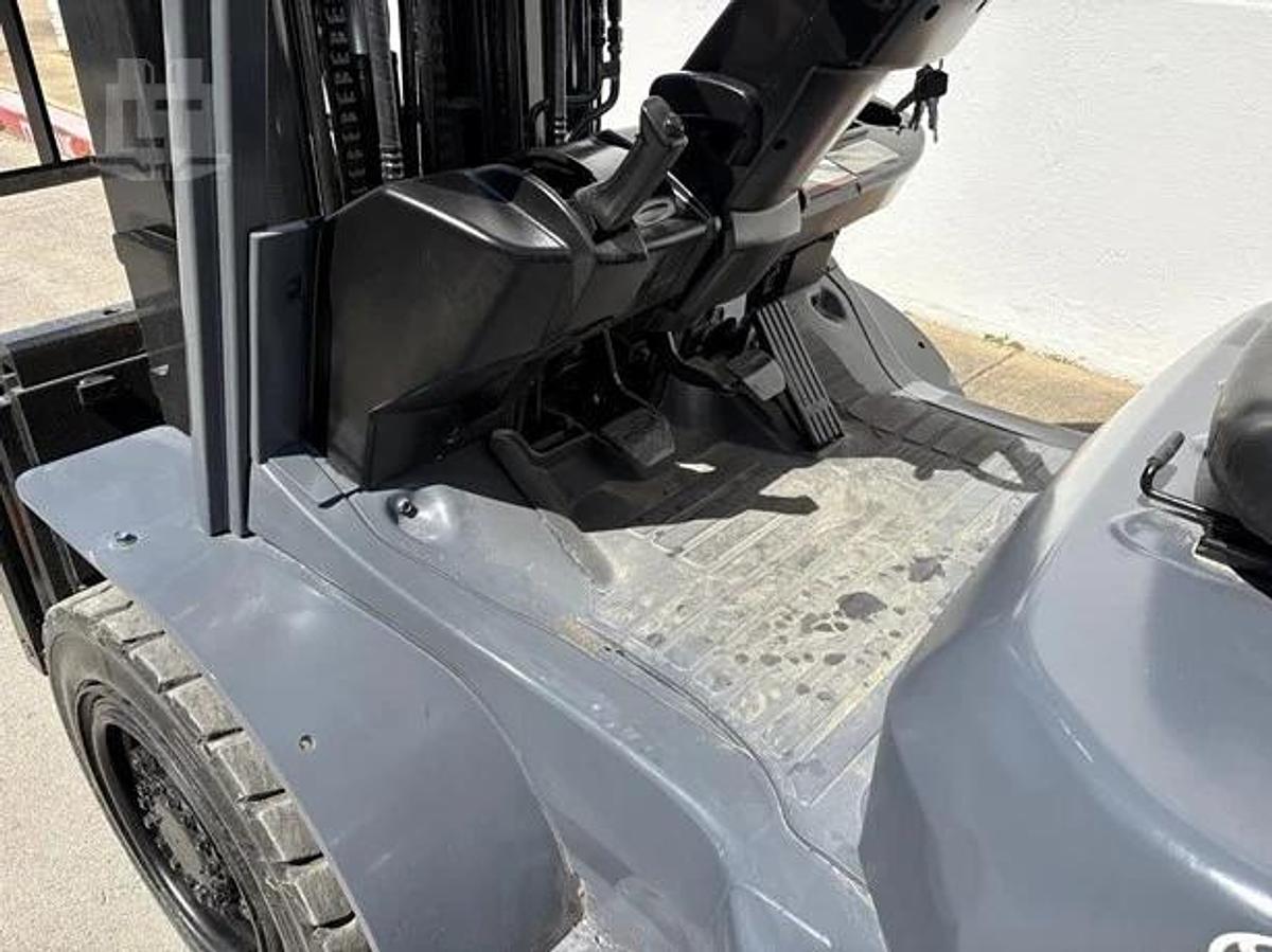 Refurbished 2014 Toyota 8FG35U