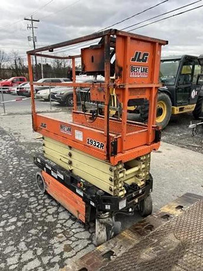 Used 2017 JLG 1932R