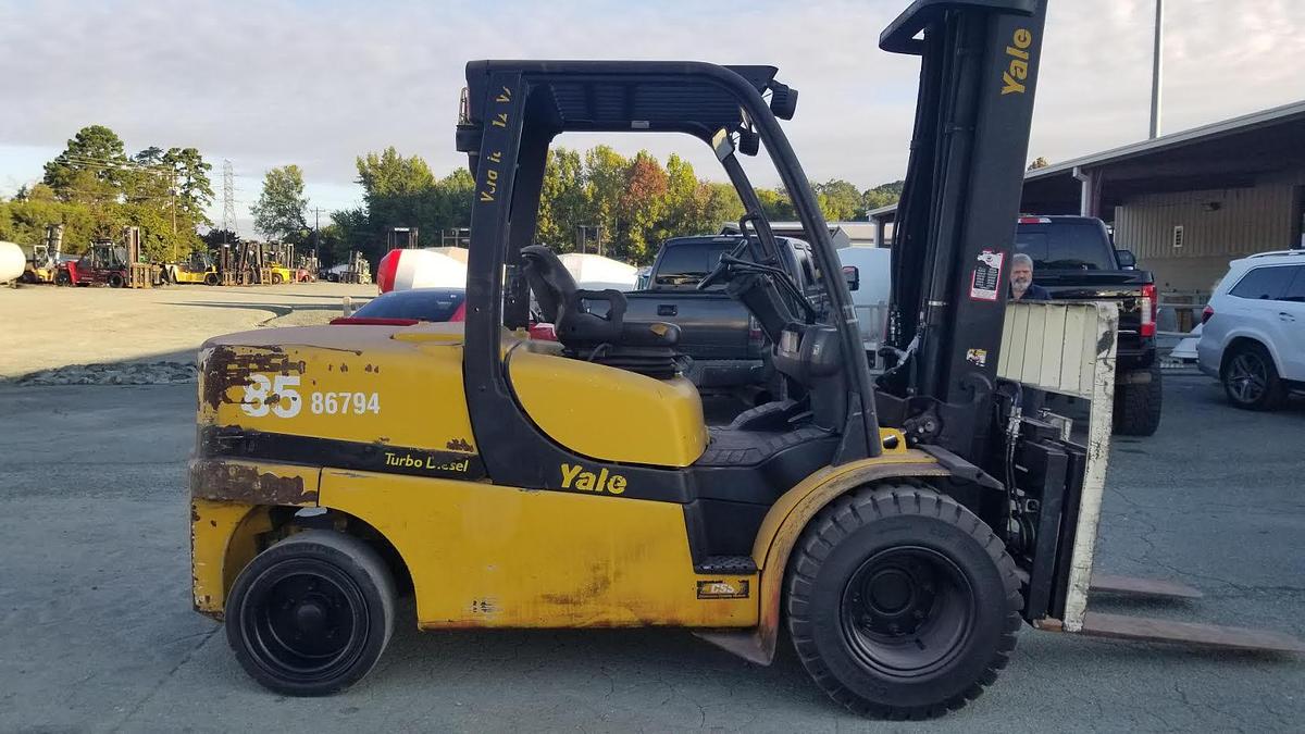 Used 2017 Yale GDP120VX
