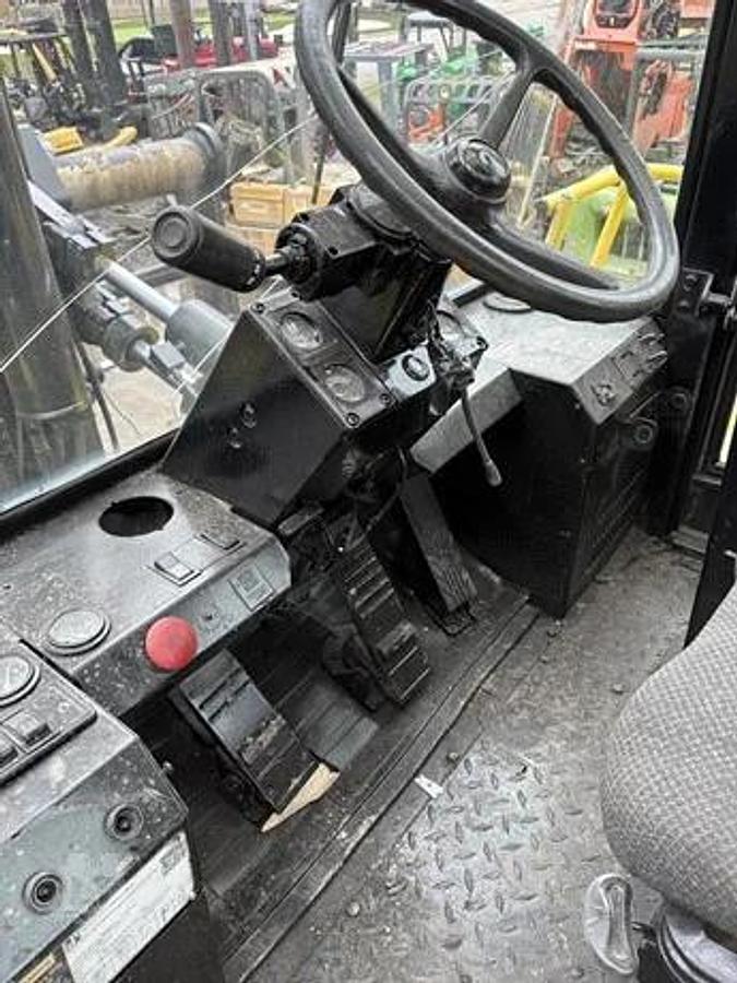 Refurbished 2009 HYSTER H700F - 70K Lbs. Capacity