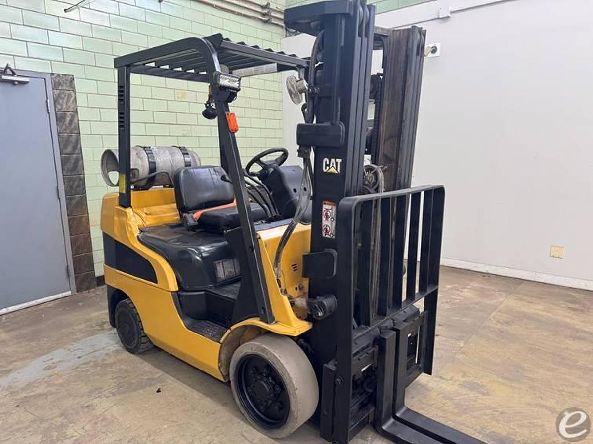 Refurbished 2005 CAT C5000