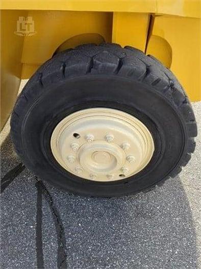 Refurbished 2001 YALE GDP360EA