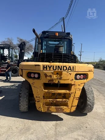 Refurbished 2019 Hyundai 130D-9