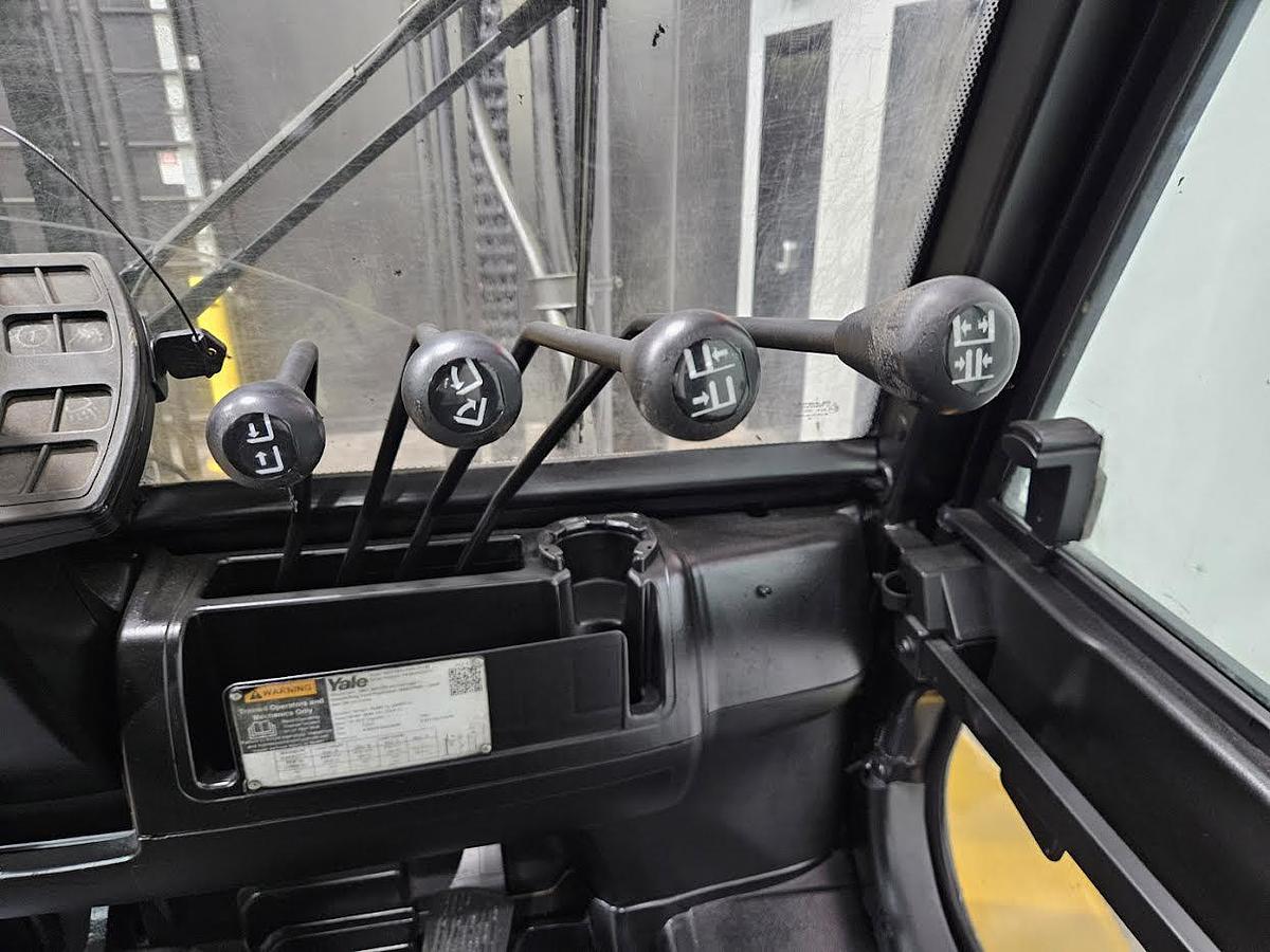 Refurbished 2021 Yale GDP155VX