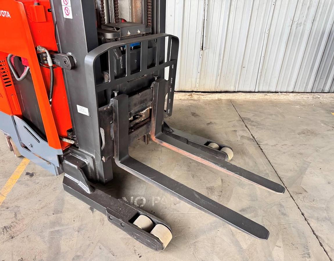 Refurbished 2016 Toyota 9BRU18