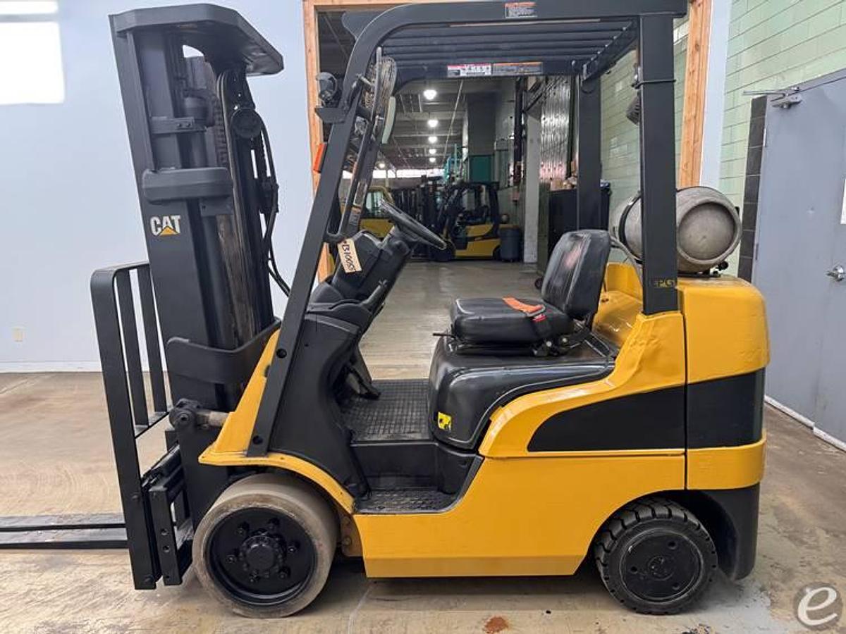 Refurbished 2005 CAT C5000