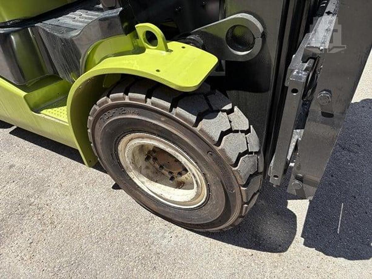 Used 2016 Clark C25L