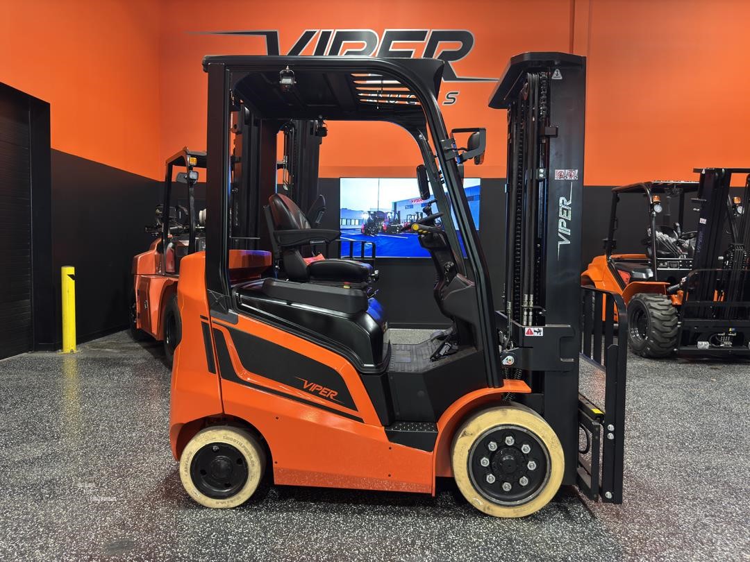 2027 VIPER FB25CF