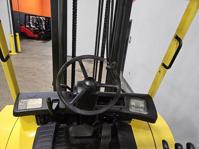 Refurbished 2006 Hyster H110XM