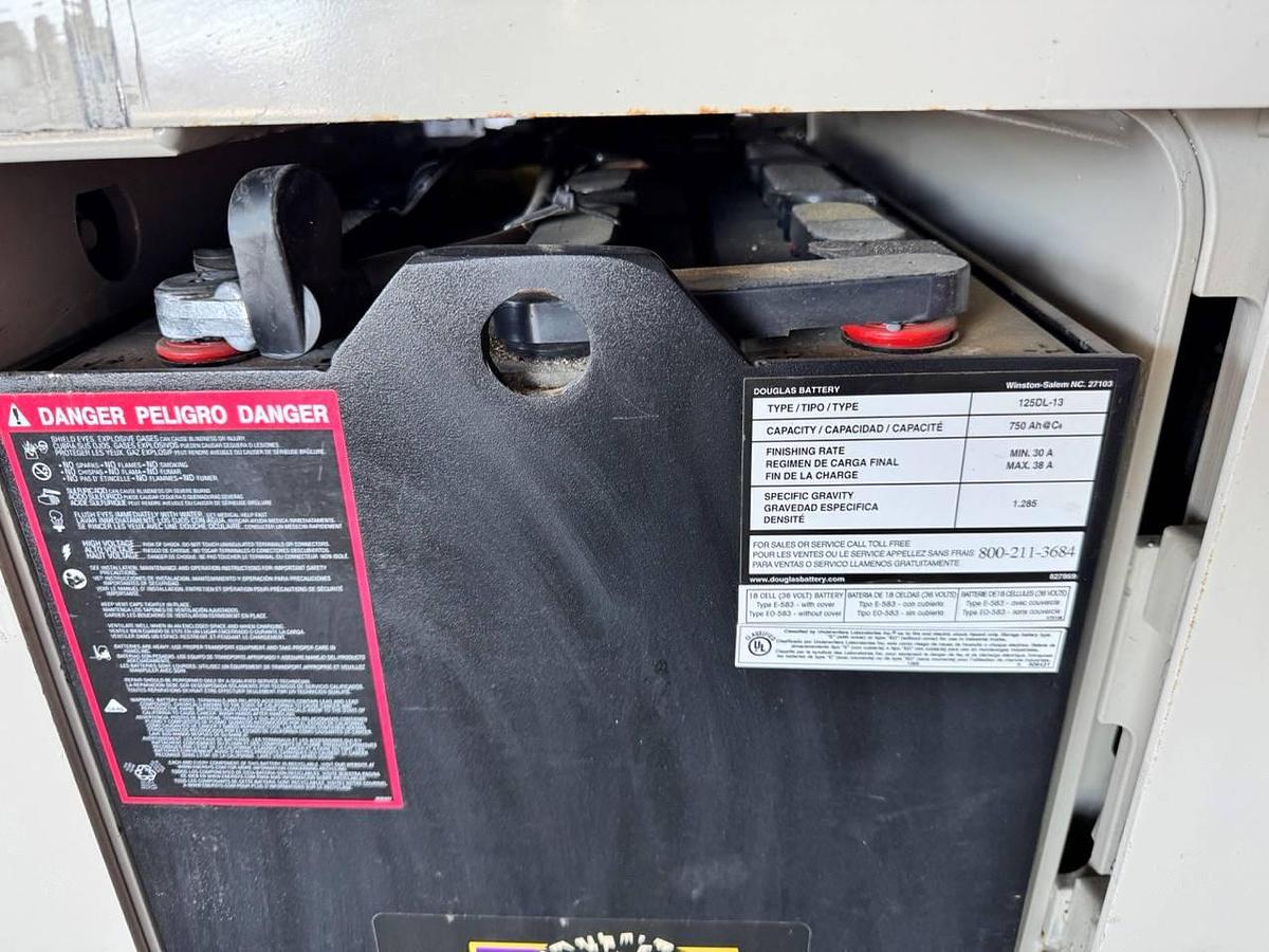 Used 2007 Crown RD5225-30