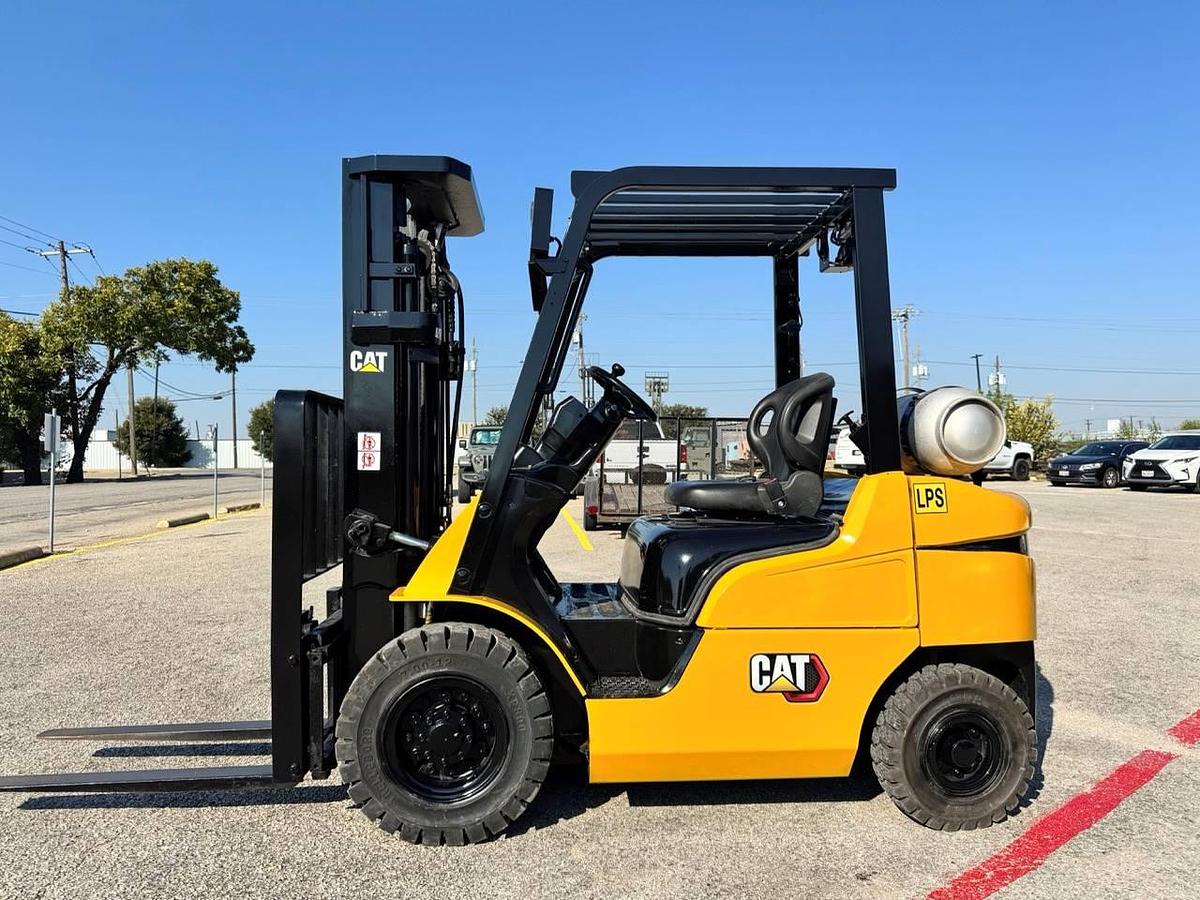 Refurbished 2020 CAT / Mitsubishi FG25N