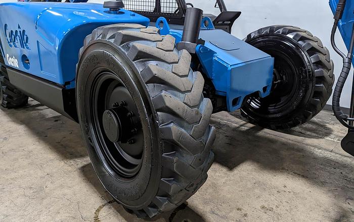 Used 2013 Genie GTH844