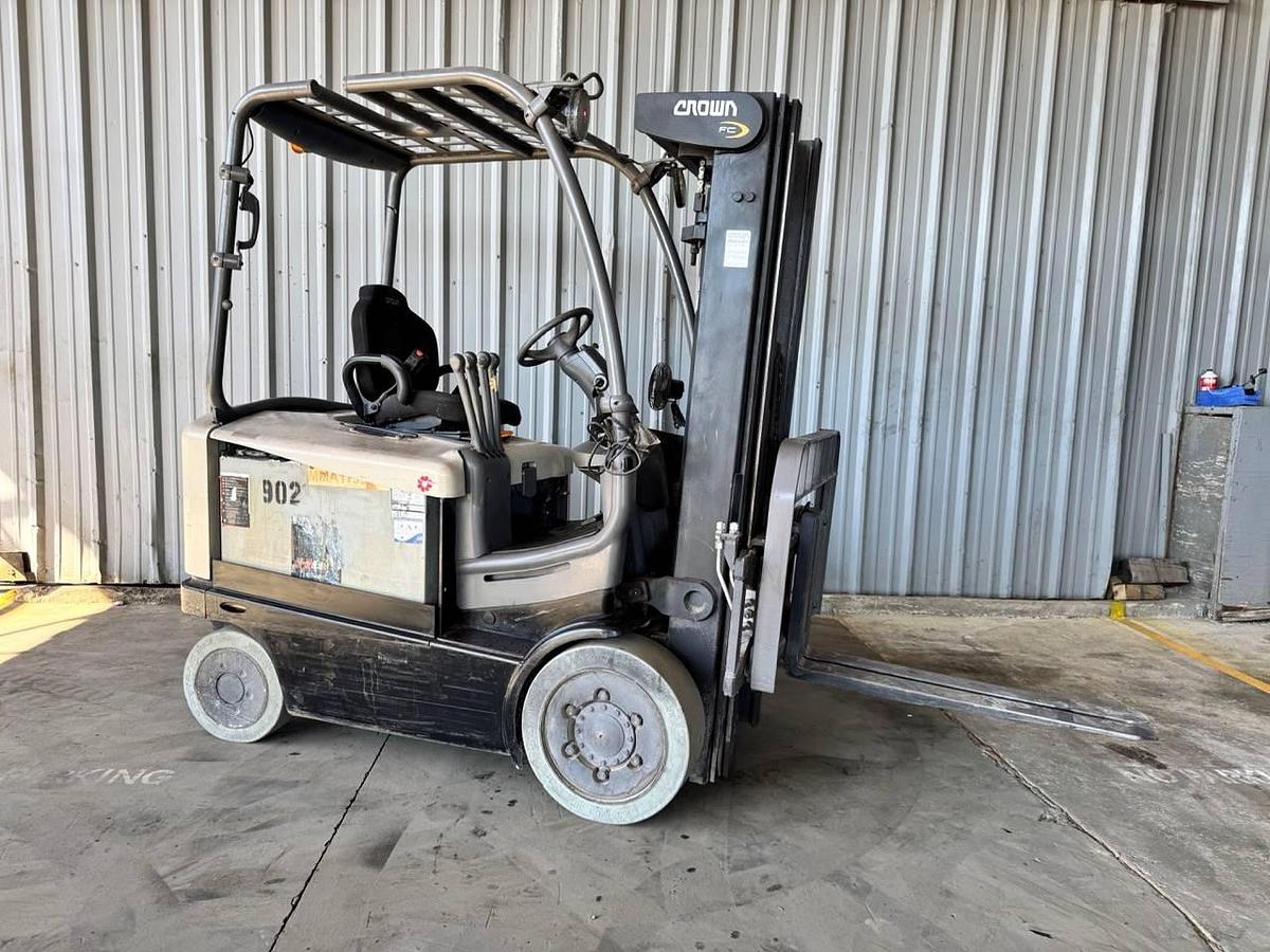 Used 2014 Crown FC4525-50