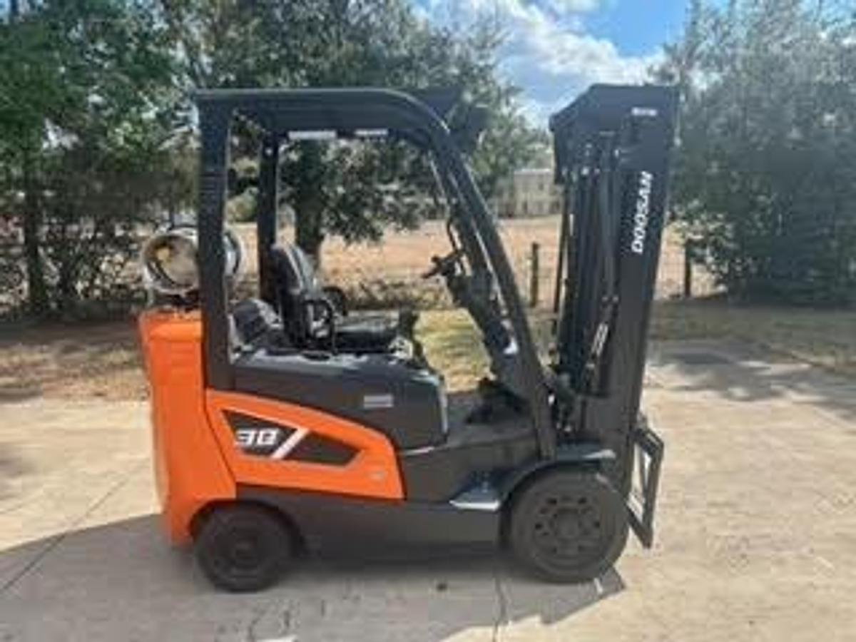 2022 Doosan GC30S
