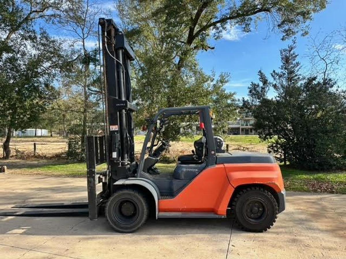 Refurbished 2016 Toyota 8FG80U