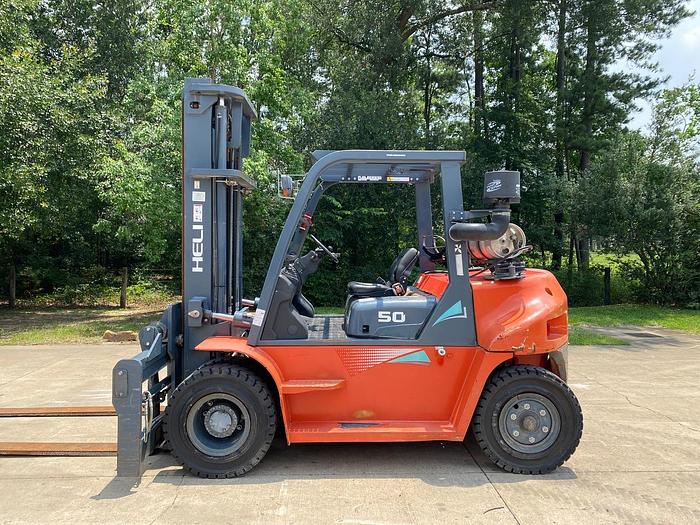 Used Pneumatic forklift for sale at North Texas Equipment Services,...