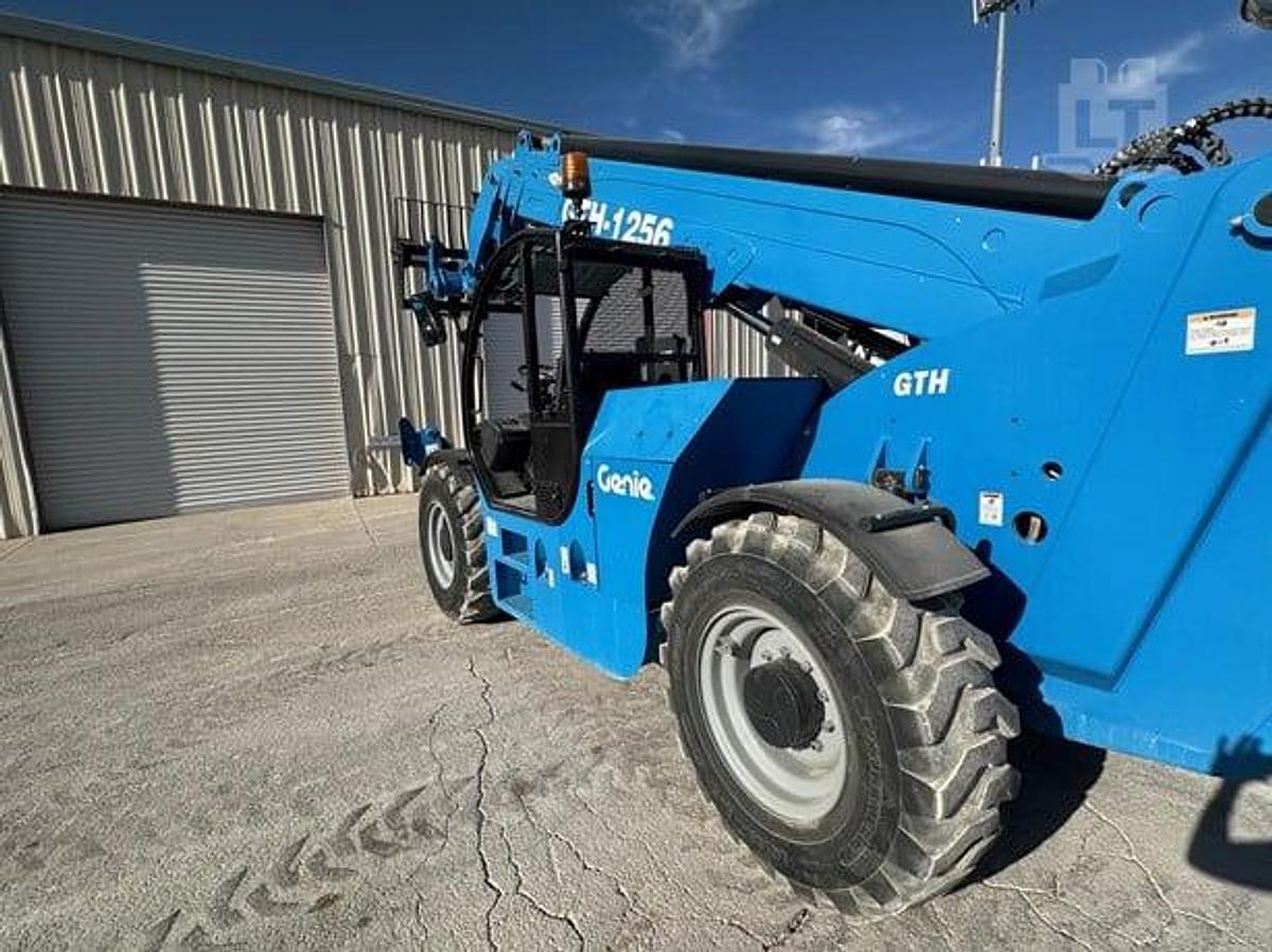 Used 2021 Genie GTH1256