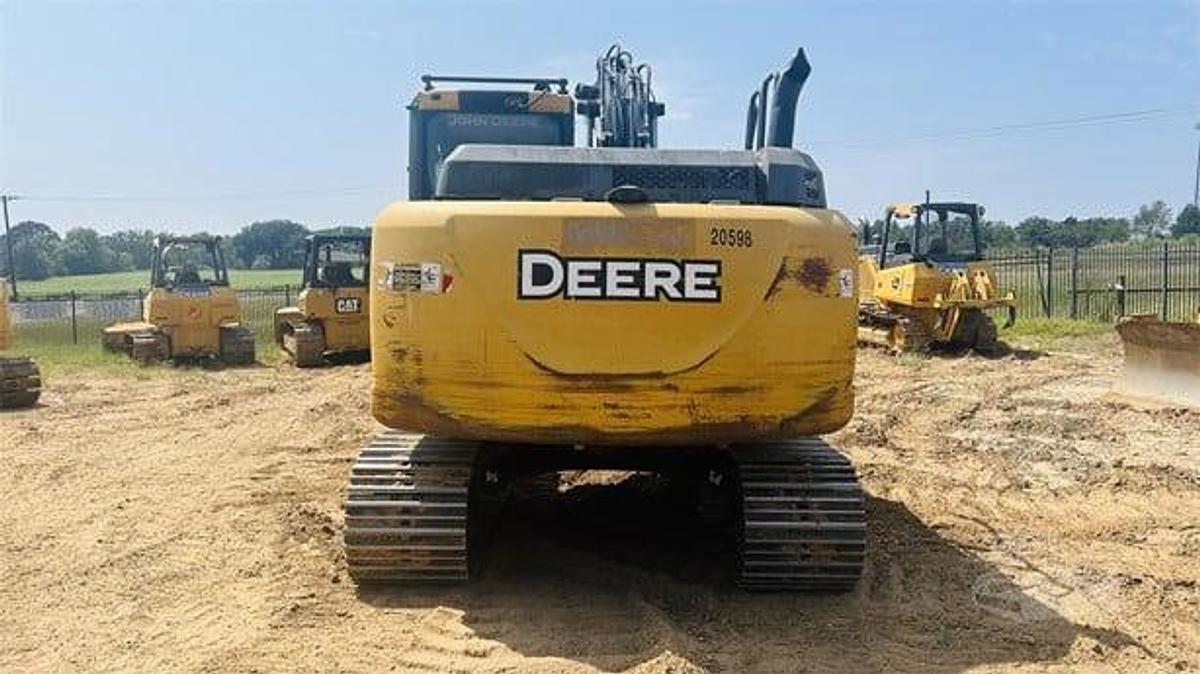 Used 2018 Deere 130G